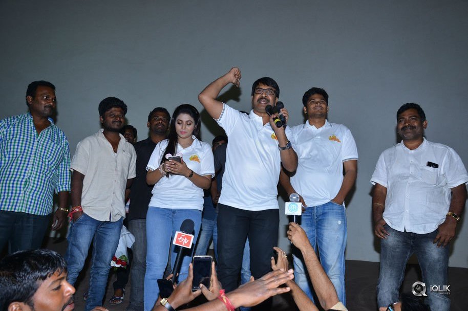 Jayammu-Nischayammu-Raa-Movie-Team-At-Satyam-Theatre